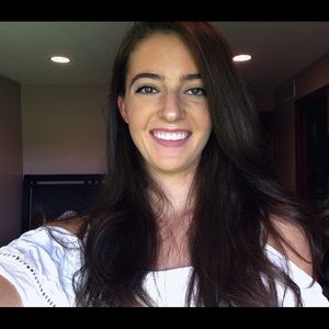 Meet your Posher, Catie